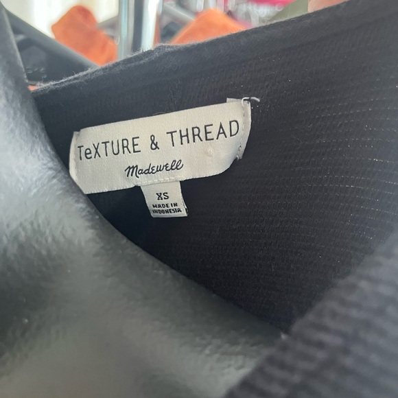 Madewell Texture & Thread Button Down Tank size XS - Picture 3 of 5